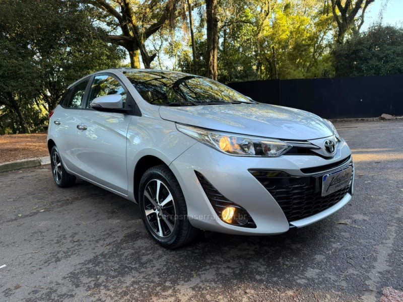 YARIS 1.5 XLS FLEX 4P AUTOMÁTICO - 2019 - DOIS IRMãOS