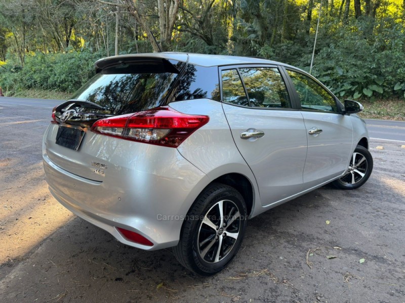 YARIS 1.5 XLS FLEX 4P AUTOMÁTICO - 2019 - DOIS IRMãOS