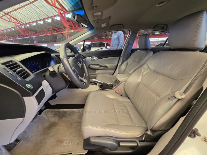 CIVIC 2.0 LXR 16V FLEX 4P AUTOMÁTICO - 2015 - SAPIRANGA