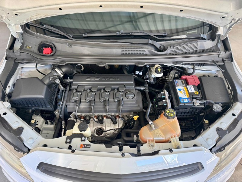 ONIX 1.0 LT 12V FLEX 4P MANUAL - 2013 - CAXIAS DO SUL