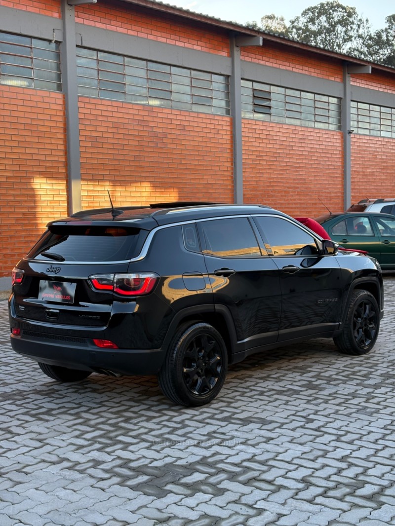 COMPASS 2.0 16V FLEX LIMITED AUTOMÁTICO - 2018 - CAXIAS DO SUL