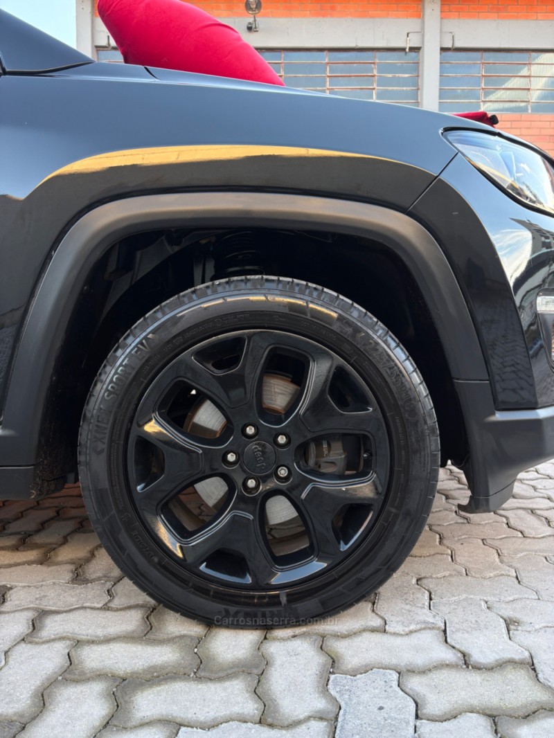 COMPASS 2.0 16V FLEX LIMITED AUTOMÁTICO - 2018 - CAXIAS DO SUL