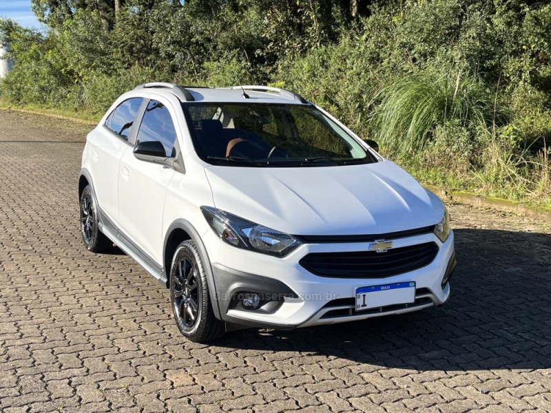 ONIX 1.4 MPFI ACTIV 8V FLEX 4P AUTOMÁTICO - 2018 - NOVA BASSANO