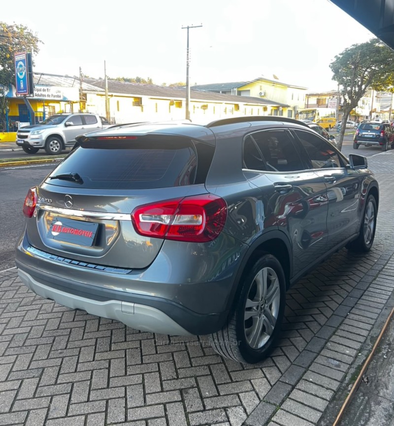 GLA 200 1.6 CGI STYLE 16V TURBO FLEX 4P AUTOMÁTICO - 2019 - PAROBé