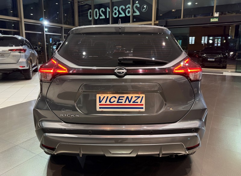 KICKS 1.6 ADVANCE 16V FLEX 4P AUTOMÁTICO - 2023 - FARROUPILHA