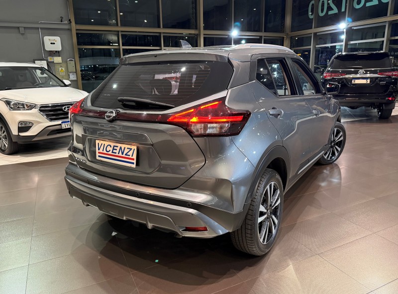 KICKS 1.6 ADVANCE 16V FLEX 4P AUTOMÁTICO - 2023 - FARROUPILHA