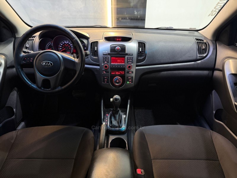 CERATO 1.6 EX3 SEDAN 16V GASOLINA 4P AUTOMÁTICO - 2012 - NOVO HAMBURGO