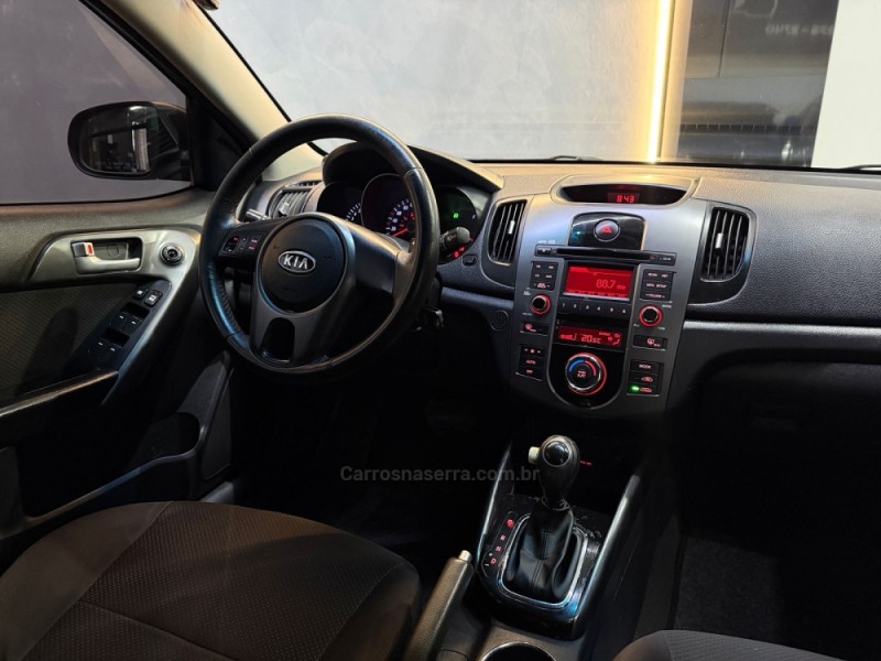 CERATO 1.6 EX3 SEDAN 16V GASOLINA 4P AUTOMÁTICO - 2012 - NOVO HAMBURGO