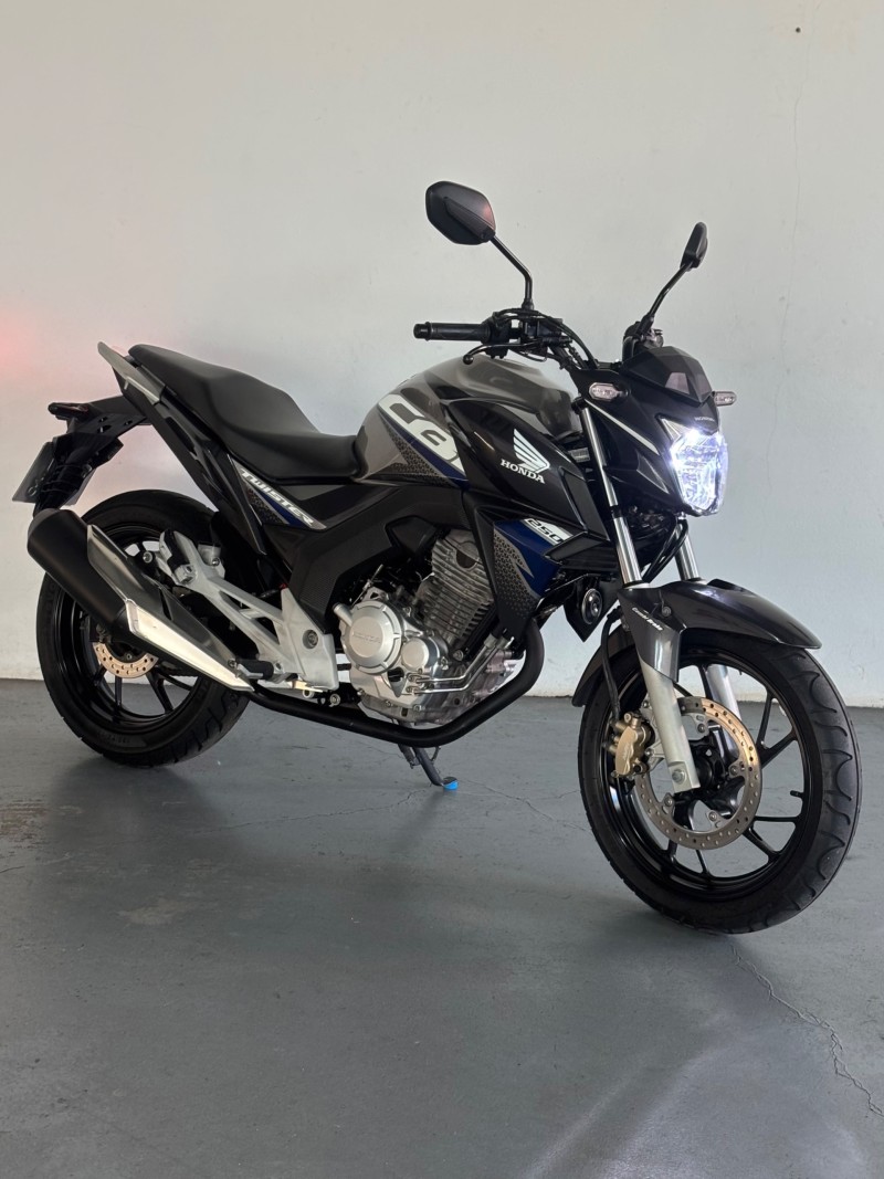 CB 250F TWISTER CBS