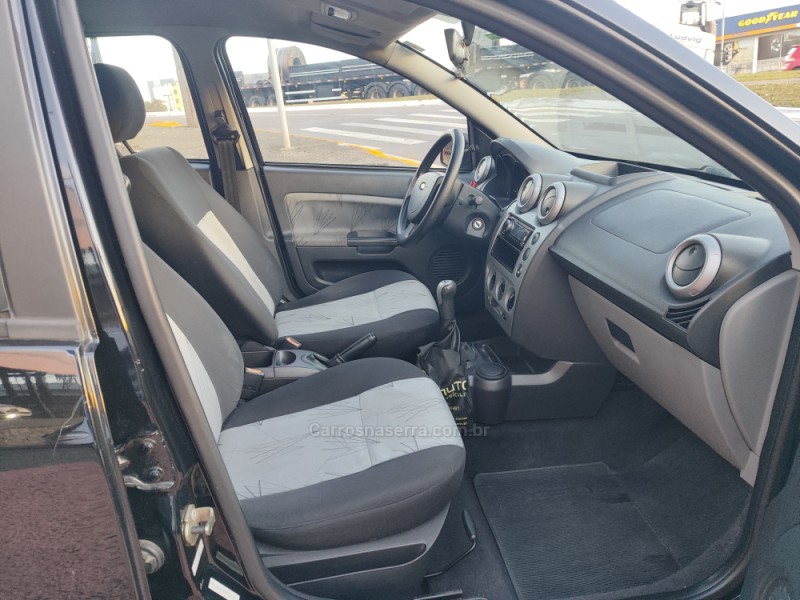 FIESTA 1.0 MPI CLASS 8V FLEX 4P MANUAL - 2009 - FARROUPILHA
