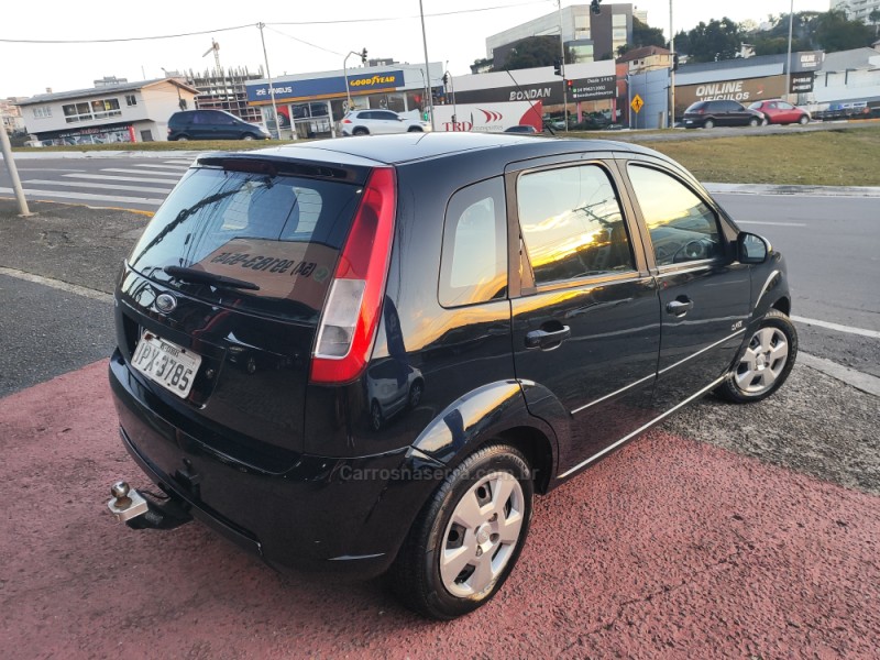 FIESTA 1.0 MPI CLASS 8V FLEX 4P MANUAL - 2009 - FARROUPILHA