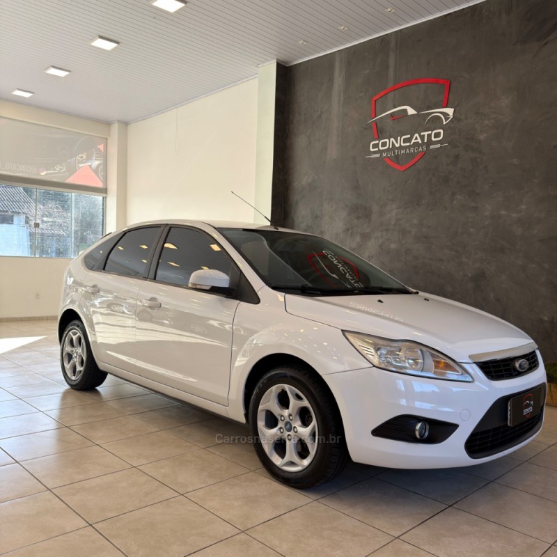 FOCUS 1.6 GL 16V FLEX 4P MANUAL - 2013 - FARROUPILHA
