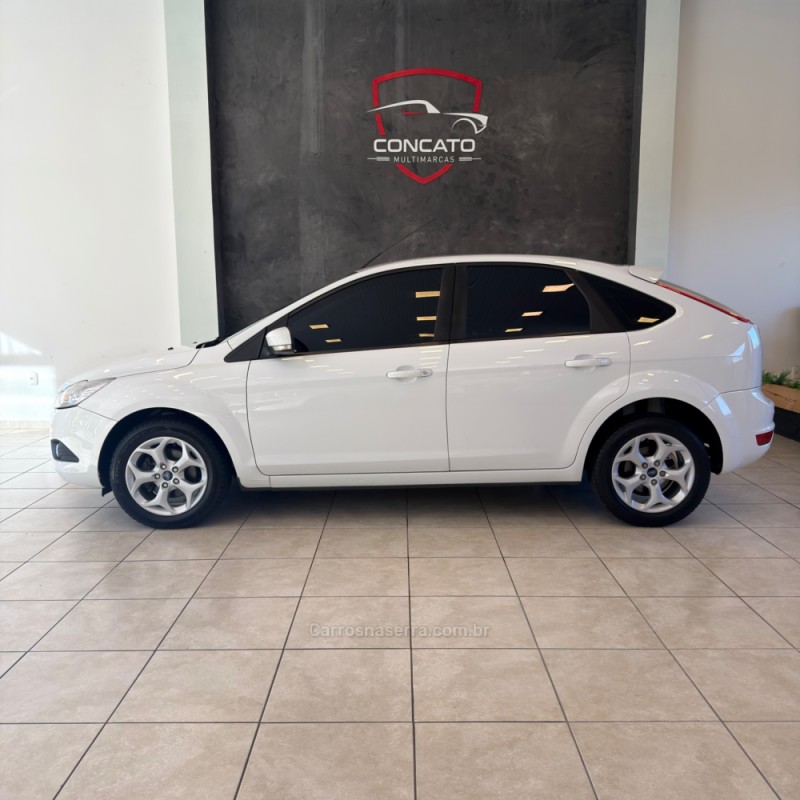 FOCUS 1.6 GL 16V FLEX 4P MANUAL - 2013 - FARROUPILHA