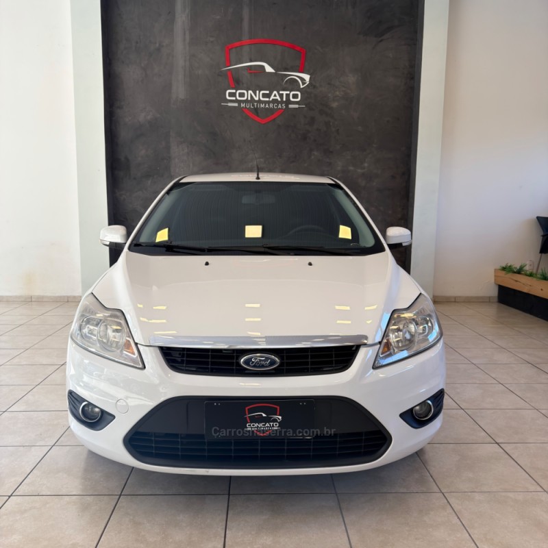 FOCUS 1.6 GL 16V FLEX 4P MANUAL - 2013 - FARROUPILHA