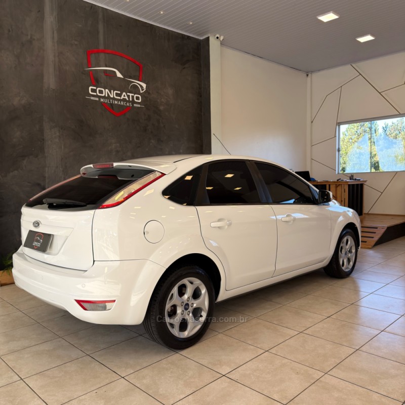 FOCUS 1.6 GL 16V FLEX 4P MANUAL - 2013 - FARROUPILHA