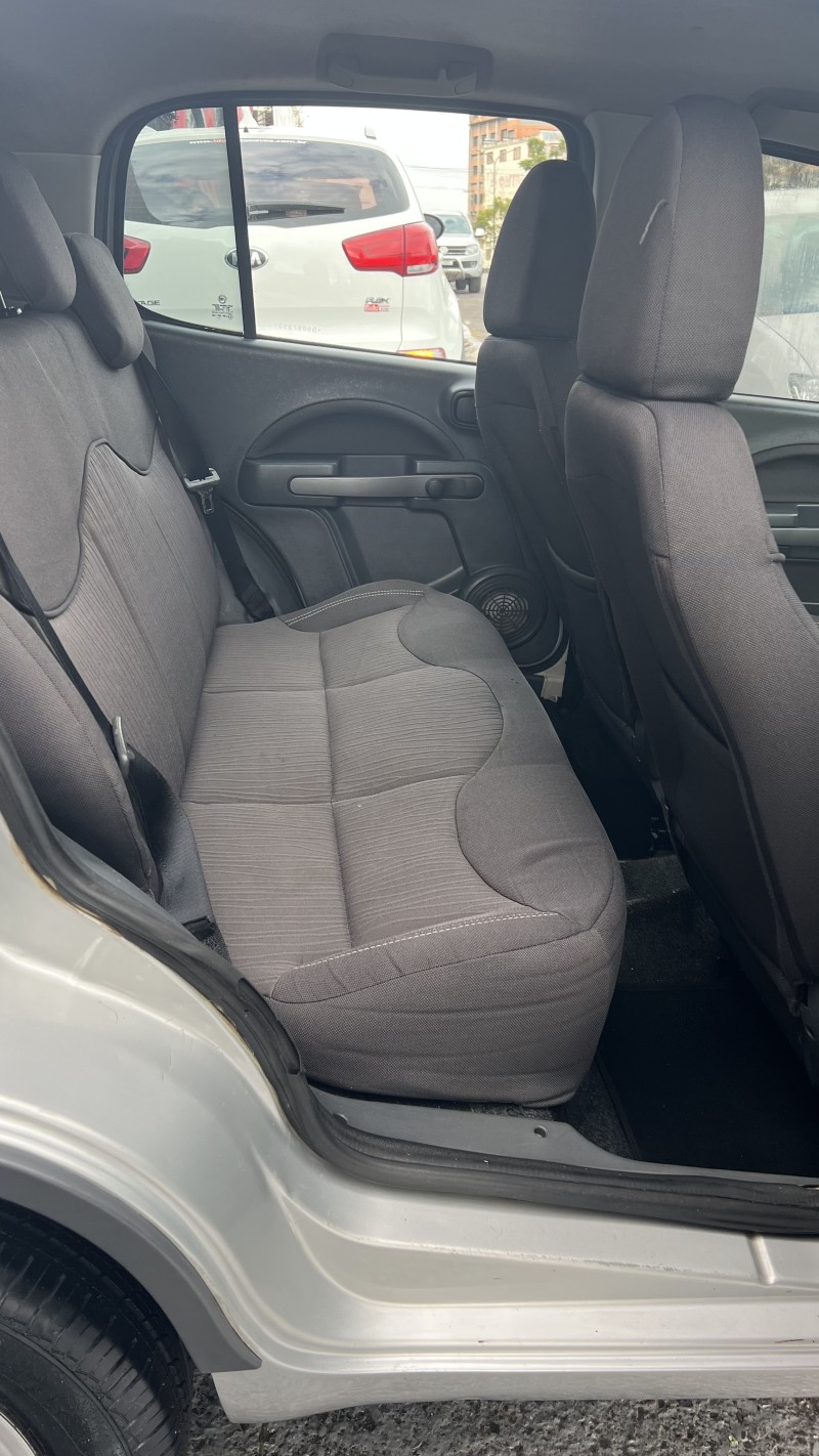 UNO 1.0 EVO WAY FIRE 8V FLEX 4P MANUAL - 2011 - CAXIAS DO SUL