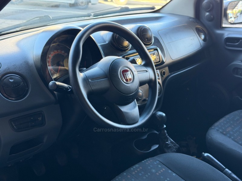 UNO 1.0 VIVACE 8V FLEX 2P MANUAL - 2015 - CAXIAS DO SUL