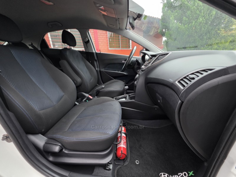 HB20X 1.6 16V STYLE FLEX 4P AUTOMÁTICO - 2014 - SAPIRANGA