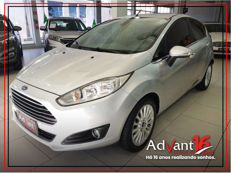fiesta 1.6 titanium hatch 16v flex 4p automatico 2015 caxias do sul