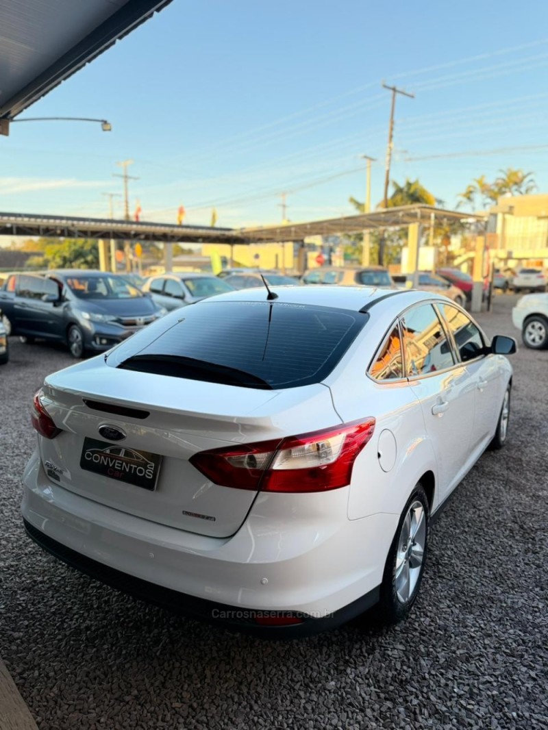 FOCUS 2.0 16V FLEX 4P AUTOMÁTICO - 2015 - LAJEADO