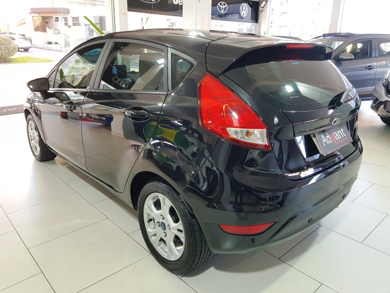 FIESTA 1.6 SEL HATCH 16V FLEX 4P AUTOMÁTICO - 2017 - CAXIAS DO SUL