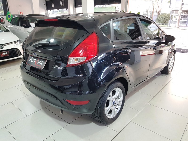 FIESTA 1.6 SEL HATCH 16V FLEX 4P AUTOMÁTICO - 2017 - CAXIAS DO SUL