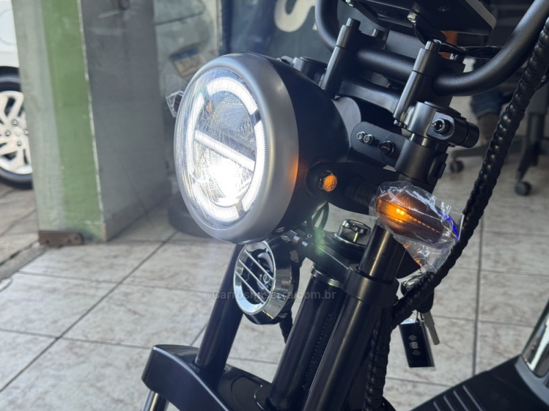 SCOOTER ELÉTRICA  - 2027 - GARIBALDI