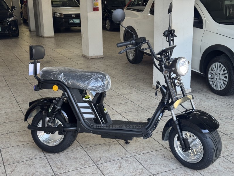 SCOOTER ELÉTRICA  - 2027 - GARIBALDI