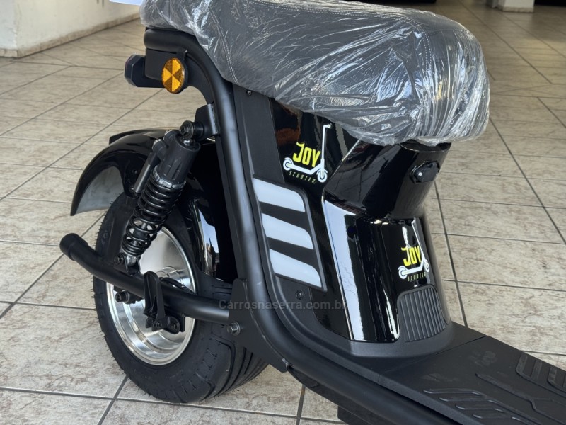 SCOOTER ELÉTRICA  - 2027 - GARIBALDI