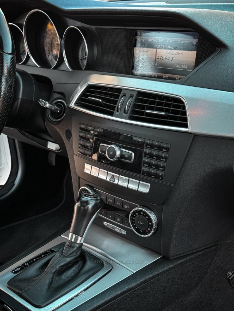 C 200 1.8 CGI AVANTGARDE 16V GASOLINA 4P AUTOMÁTICO - 2013 - NOVO HAMBURGO