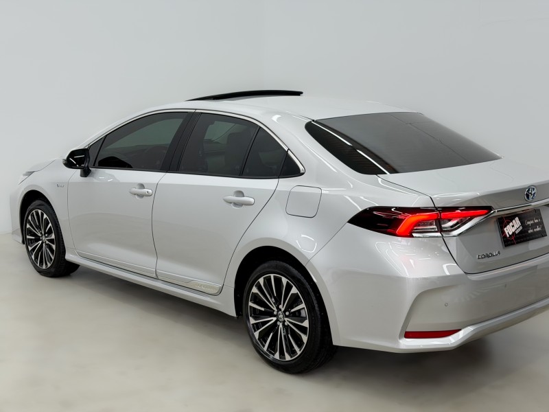 COROLLA 1.8 ALTIS PREMIUM 16V HÍBRIDO 4P AUTOMÁTICO - 2026 - CAXIAS DO SUL