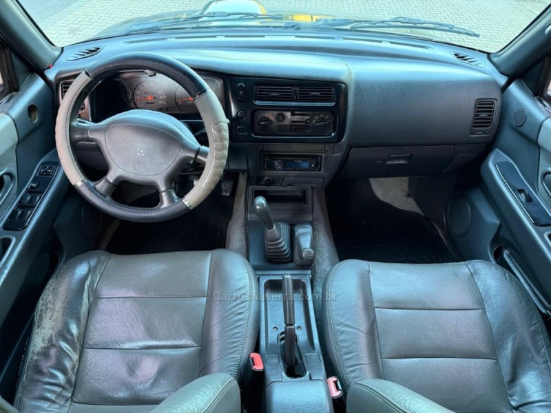 L200 2.5 4X4 CD 8V TURBO DIESEL 4P MANUAL - 2004 - IVOTI