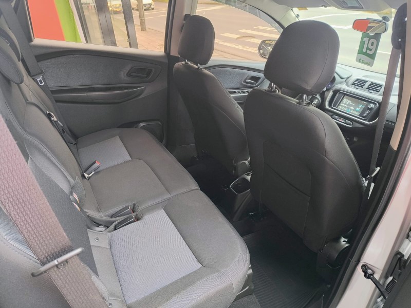 SPIN 1.8 LT 8V FLEX 4P MANUAL - 2019 - CAXIAS DO SUL