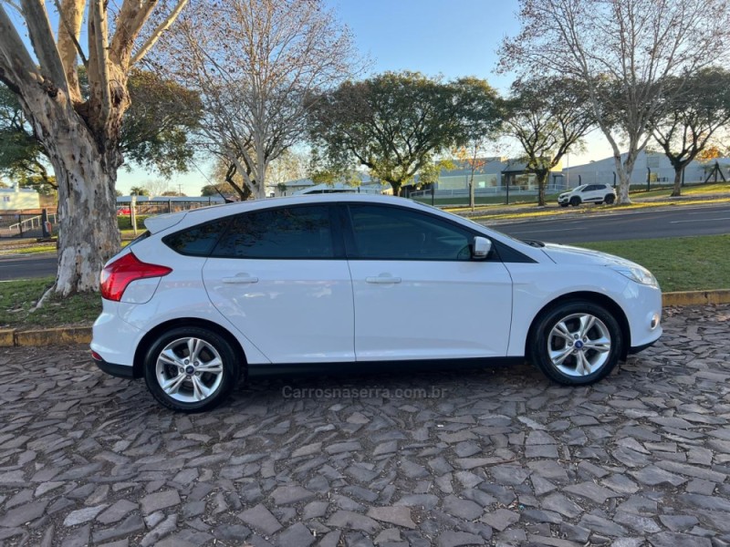 FOCUS 1.6 SE 16V FLEX 4P MANUAL - 2015 - DOIS IRMãOS