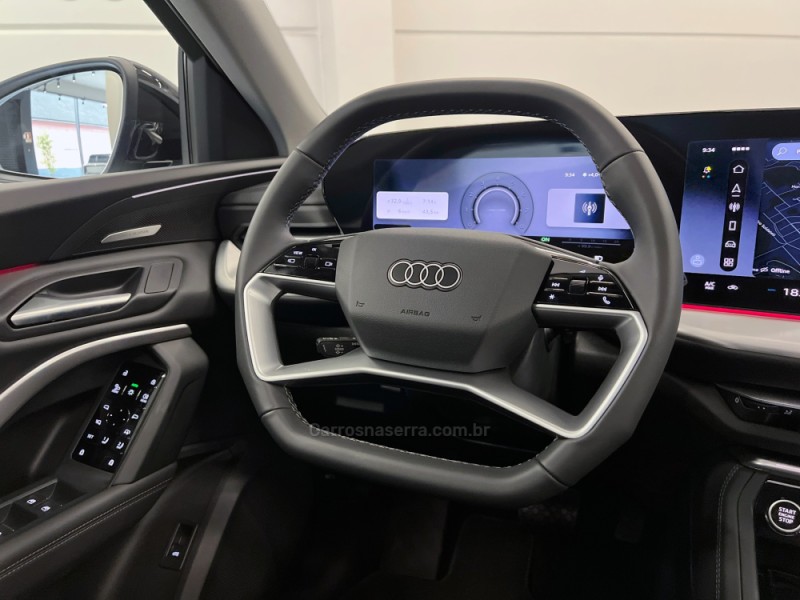 Q5 2.0 SPORTBACK S-LINE BLACK QUATTRO GASOLINA 4P AUTOMÁTICA - 2026 - FLORES DA CUNHA