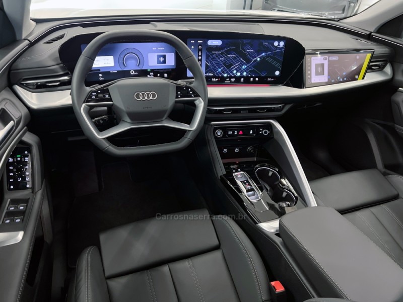Q5 2.0 SPORTBACK S-LINE BLACK QUATTRO GASOLINA 4P AUTOMÁTICA - 2026 - FLORES DA CUNHA
