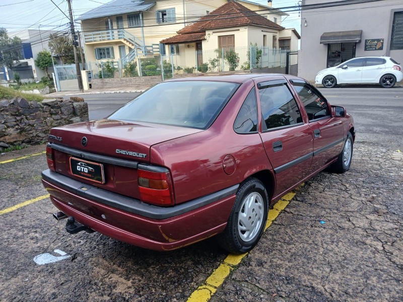 VECTRA 2.0 MPFI GLS 8V GASOLINA 4P MANUAL - 1995 - FARROUPILHA
