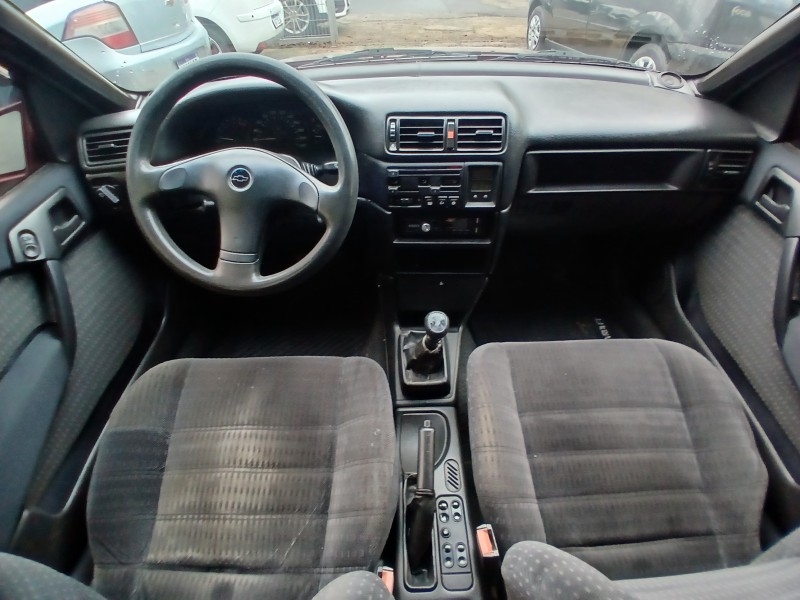 VECTRA 2.0 MPFI GLS 8V GASOLINA 4P MANUAL - 1995 - FARROUPILHA