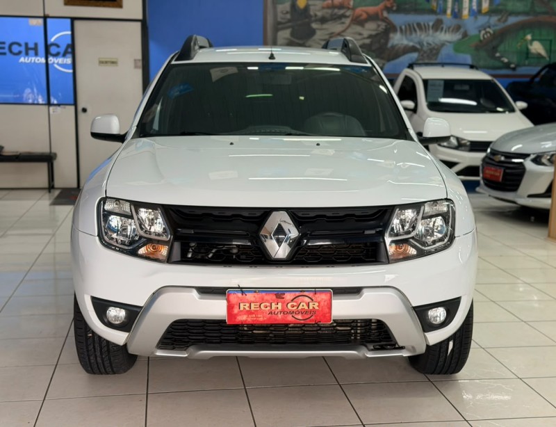 DUSTER 1.6 DYNAMIQUE 4X2 16V FLEX 4P MANUAL - 2017 - CAXIAS DO SUL