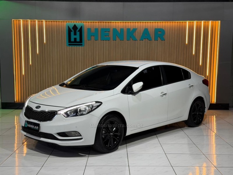 cerato 1.6 sx3 16v gasolina 4p manual 2014 campo bom