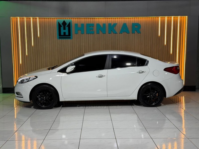 CERATO 1.6 SX3 16V GASOLINA 4P MANUAL - 2014 - CAMPO BOM