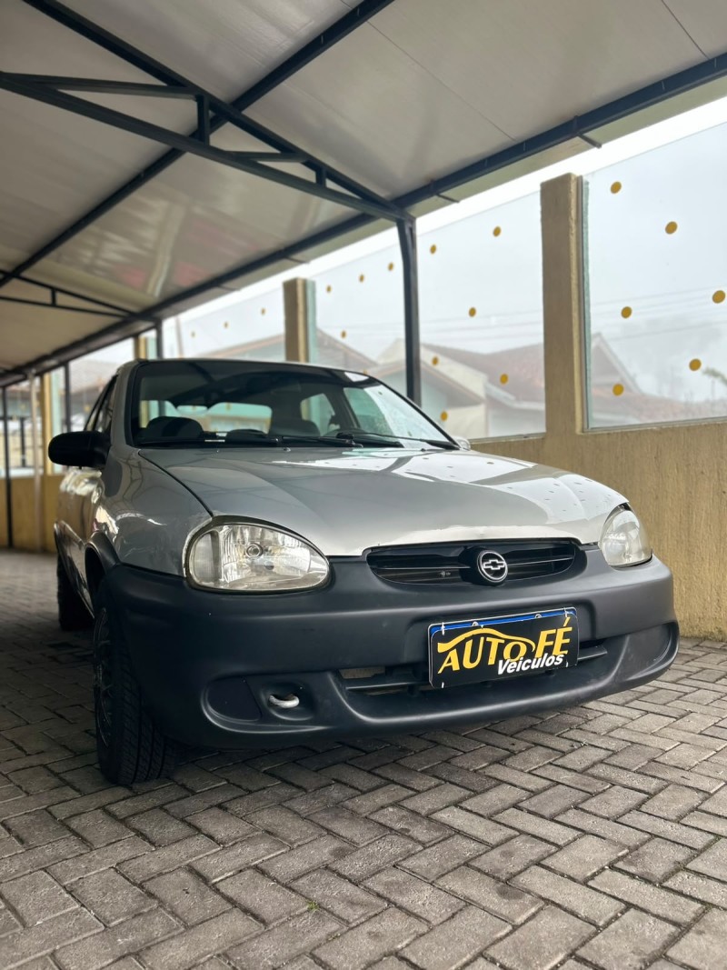 CORSA 1.0 MPFI MILENIUM SEDAN 8V GASOLINA 4P MANUAL - 2002 - CANELA