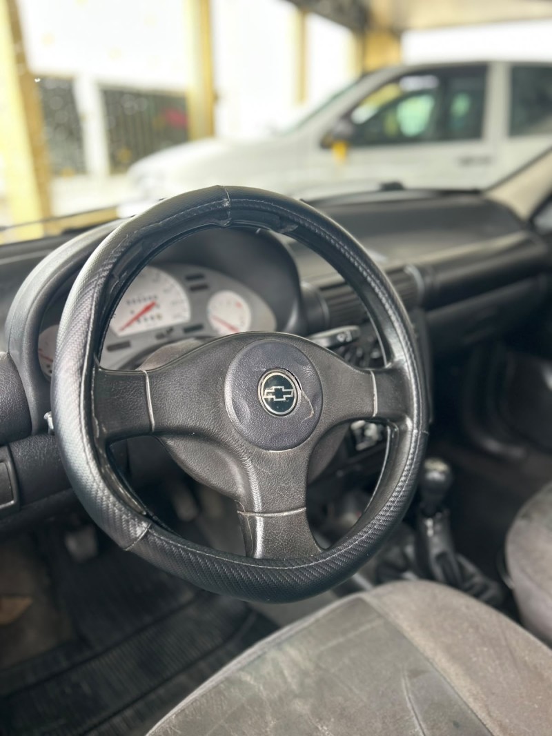 CORSA 1.0 MPFI MILENIUM SEDAN 8V GASOLINA 4P MANUAL - 2002 - CANELA