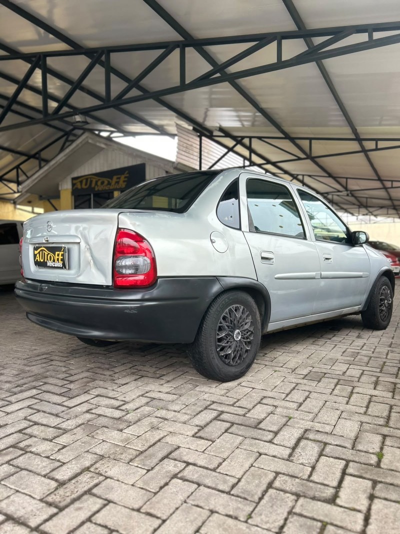 CORSA 1.0 MPFI MILENIUM SEDAN 8V GASOLINA 4P MANUAL - 2002 - CANELA