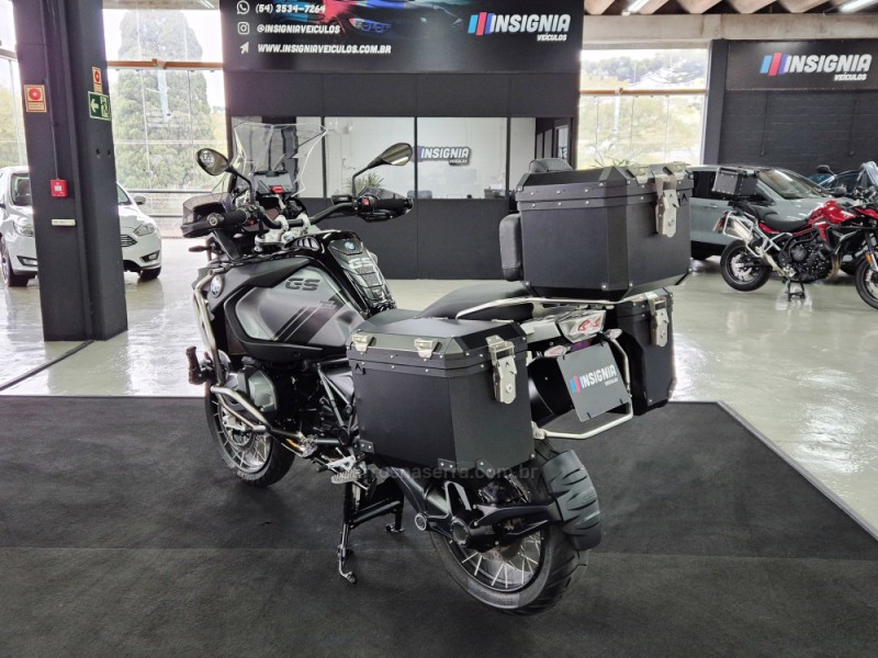 R 1250 GS ADVENTURE PREMIUM TRIPLE BLACK - 2023 - CAXIAS DO SUL