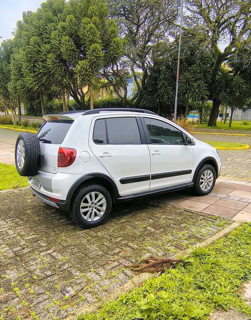 CROSSFOX 1.6 MI FLEX 8V 4P MANUAL - 2014 - FARROUPILHA