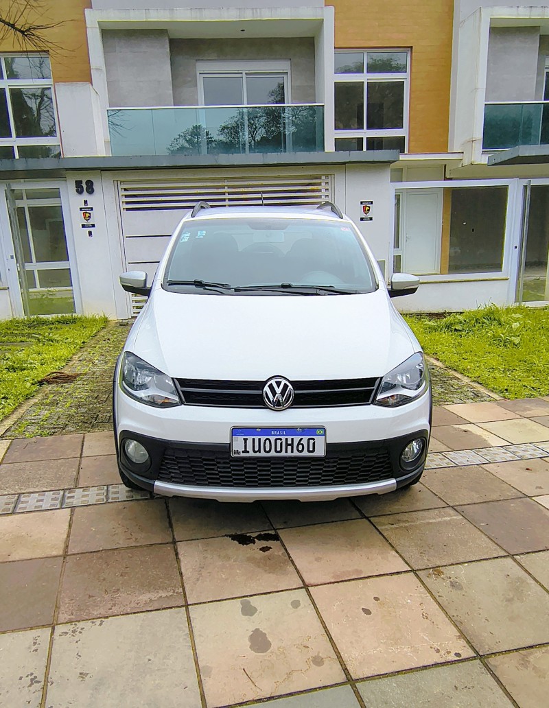 CROSSFOX 1.6 MI FLEX 8V 4P MANUAL - 2014 - FARROUPILHA