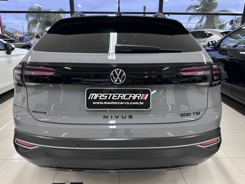 NIVUS 1.0 TSI HIGHLINE FLEX 4P AUTOMÁTICO - 2022 - CHARQUEADAS