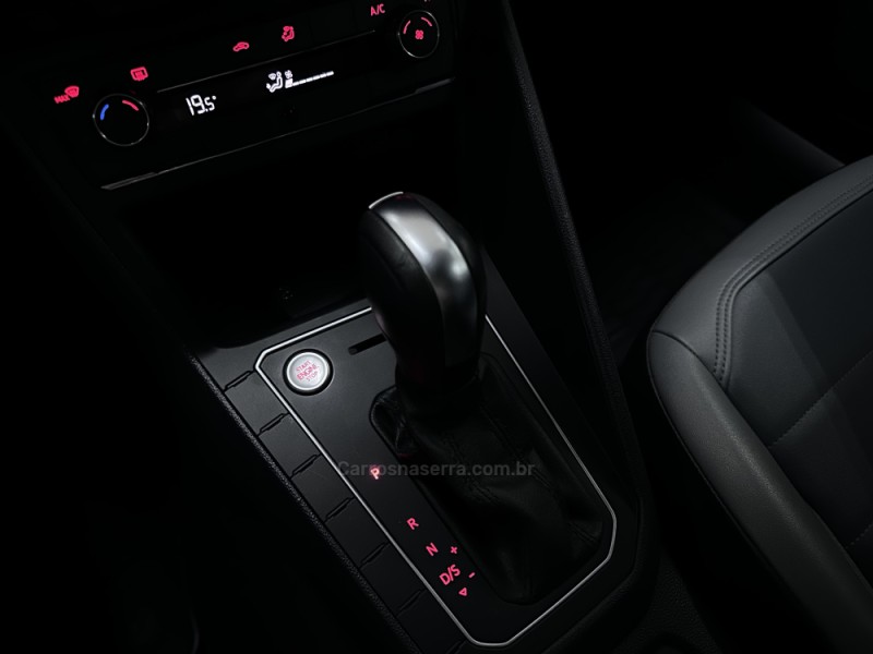 NIVUS 1.0 TSI HIGHLINE FLEX 4P AUTOMÁTICO - 2022 - CHARQUEADAS