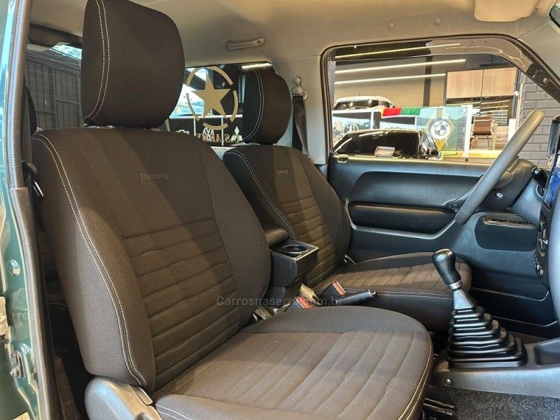 JIMNY 1.3 4ALL 4X4 16V GASOLINA 2P MANUAL - 2015 - CAXIAS DO SUL